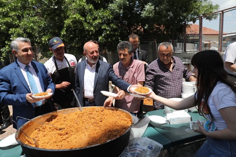 Kayseri Kocasinan'da pilav buluşması -
