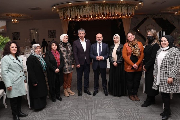 Kayseri Kocasinan'da projelerini mahalle başkanlarına anlattı -