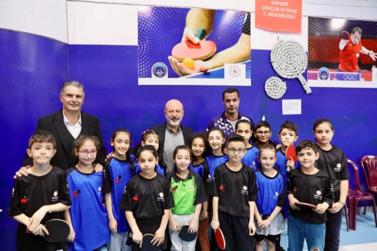 Kayseri Kocasinan'dan sporculara destek -