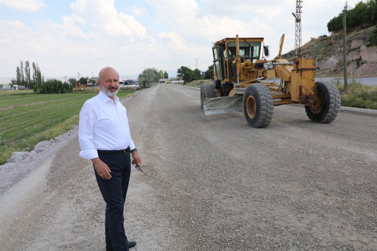 Kayseri Kocasinan kırsalında yaz mesaisi -