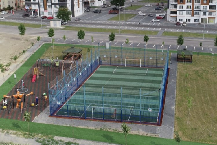 Kayseri Melikgazi Belediyesi'nden 4 yeni futbol sahası -