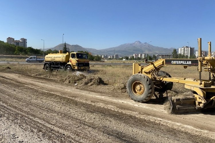 Kayseri Melikgazi'de görüntü kirliliğine savaş -