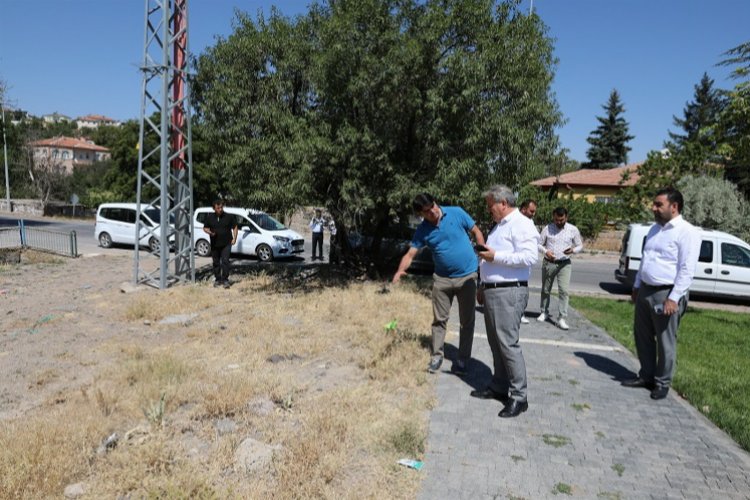 Kayseri Melikgazi'de hizmetler 'yol'unda -