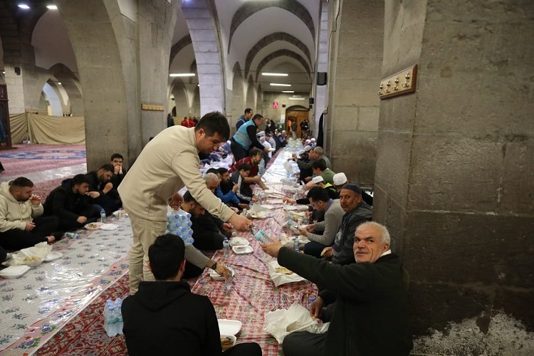 Kayseri Melikgazi'de sahur buluşması -