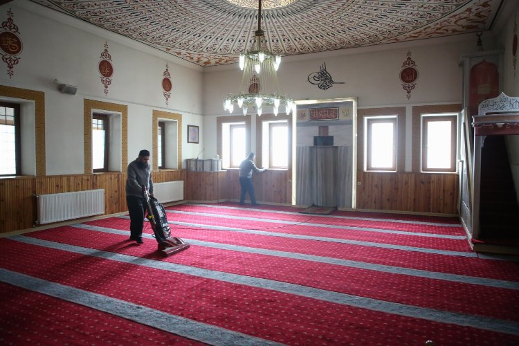 Kayseri Melikgazi'den camilere bayram temizliği -
