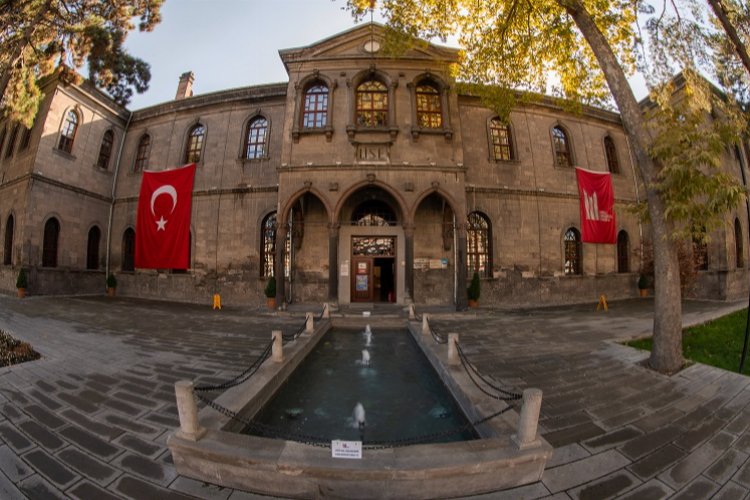 Kayseri Milli Mücadele Müzesi'nde tarihi sergi -