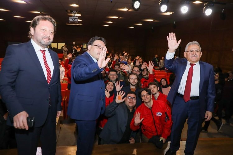 Kayseri protokolü AGÜ'de buluştu -