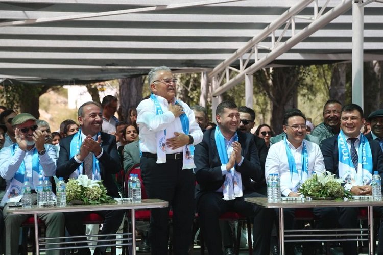 Kayseri protokolü Dadaloğlu Şenlikleri'ne katıldı -