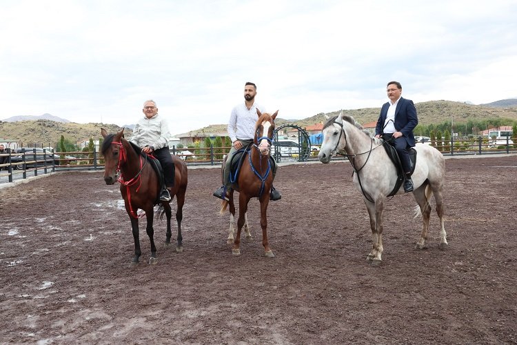 Kayseri protokolünden Hürmetçi mesaisi -