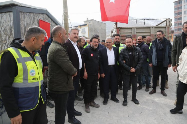 Kayseri protokolünden Konteyner Çarşı denetimi -