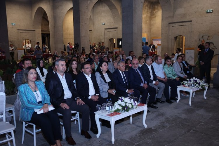 Kayseri protokolünden müzikli şifa -