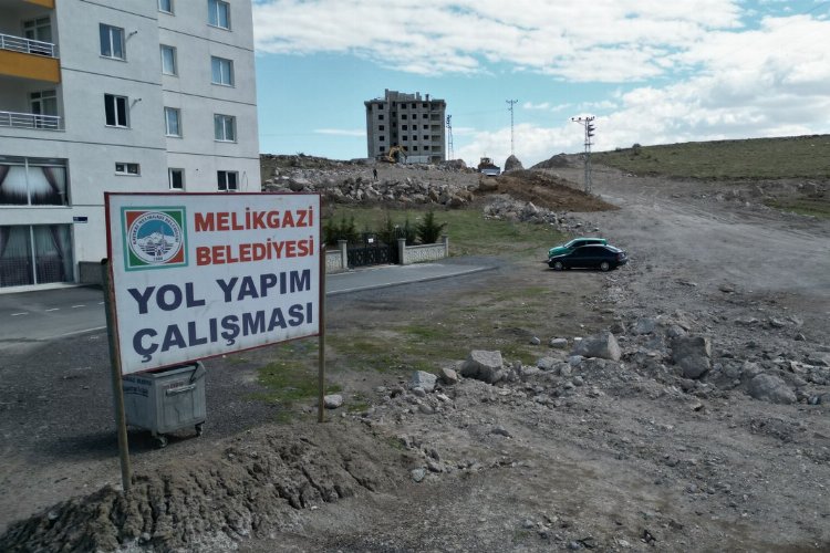 Kayseri Şirintepe'ye yeni yol çalışması -