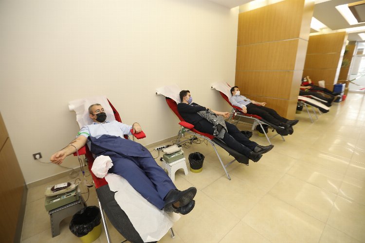 Kayseri Talas çalışanları kan verdi -