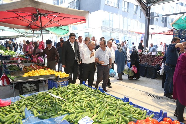 Kayseri Talas Anayurt Pazar Yeri'ne protokolden ziyaret -