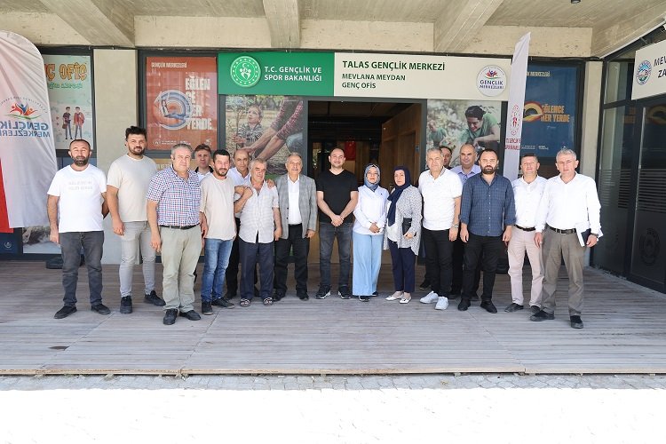 Kayseri Talas'ta esnaf buluşmaları sürüyor -