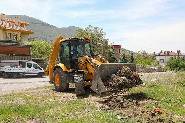 Kayseri Talas'ta görüntü kirliliğine geçit yok -