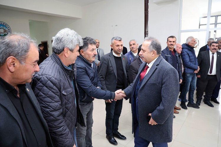 Kayseri Talas'ta muhtar buluşması -