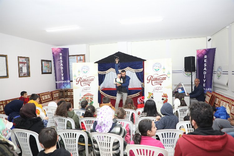 Kayseri Talas'ta çocuklara 'kukla' ile Ramazan eğlencesi -