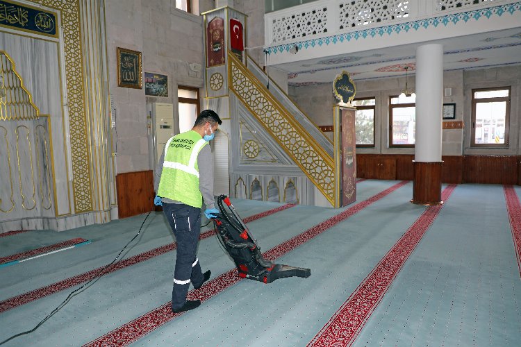 Kayseri Talas'ta temizlik çalışması -