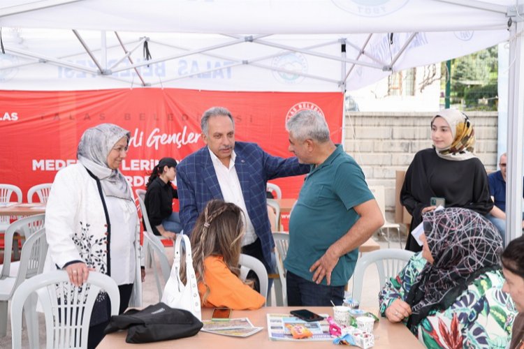 Kayseri Talas'ta yeni üniversitelilere elit karşılama -