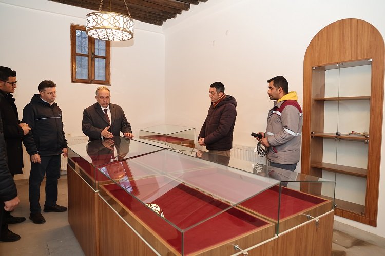 Kayseri Talas'tan Cumhuriyet'in 100'üncü yılına özel sergi -