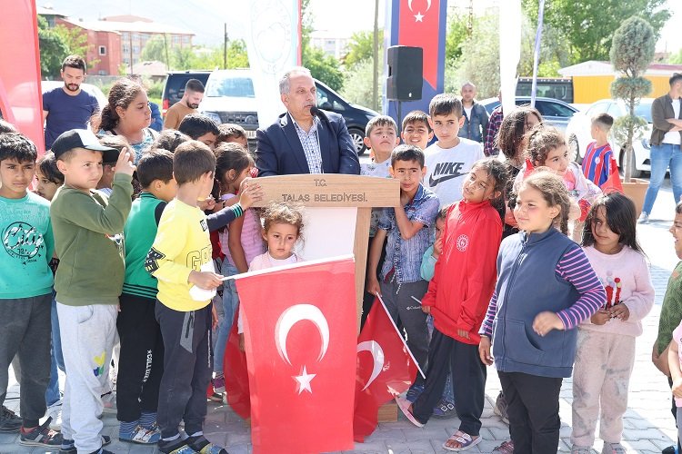 Kayseri Talas'tan Elbistan'a dayanışma ziyareti -