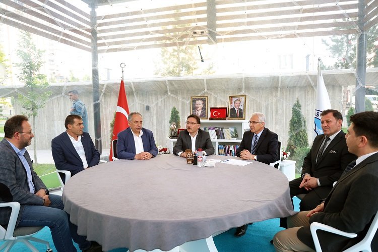 Kayseri Valisi'nden 'Şeffaf Oda'ya tam not -