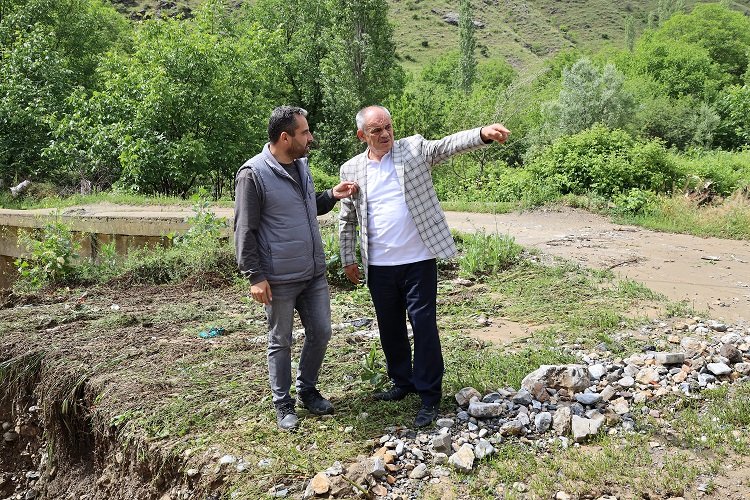 Kayseri Yahyalı'da taşkın tedbirleri alınıyor -