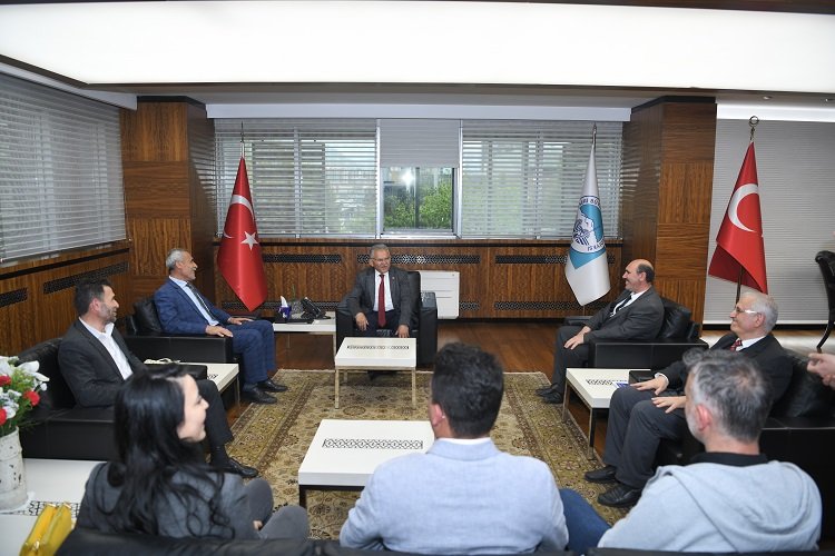 Kayserili muhtarlardan ücretsiz kombi teşekkürü -