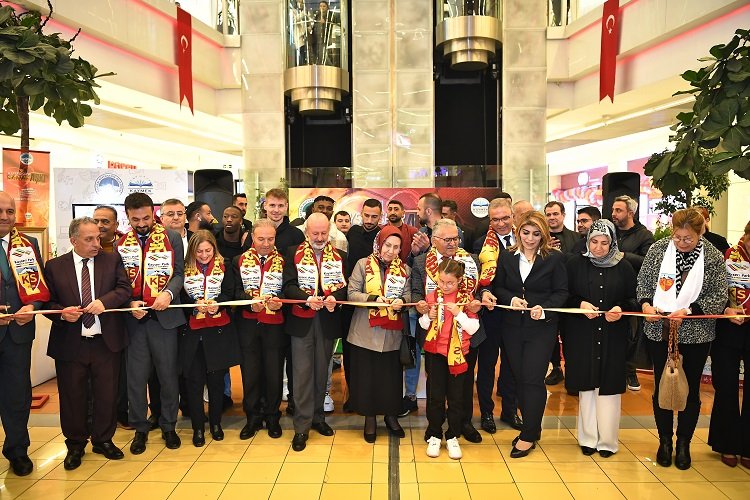 Kayserispor aşkı sergiye taşındı -