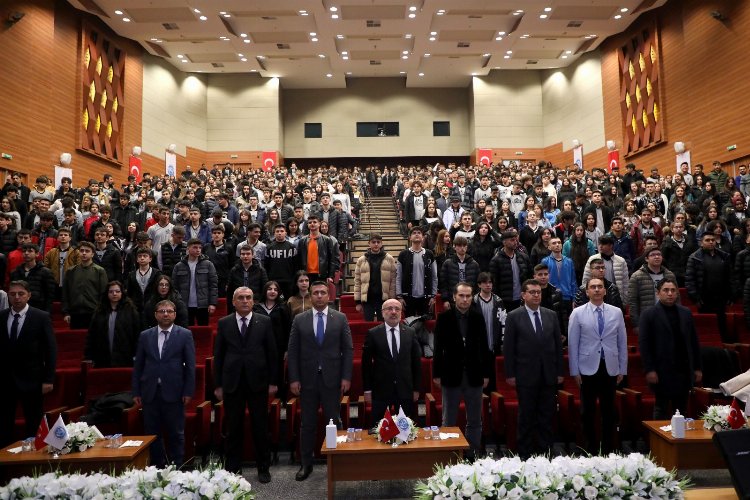 KAYÜ Rektörü liselilerle buluştu -