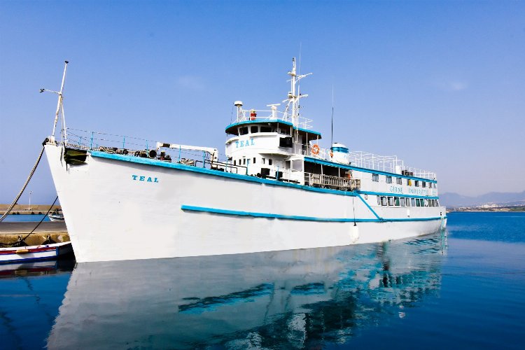 Kıbrıs’ın ilk yüzen gemi müzesi Girne Limanı’nda -