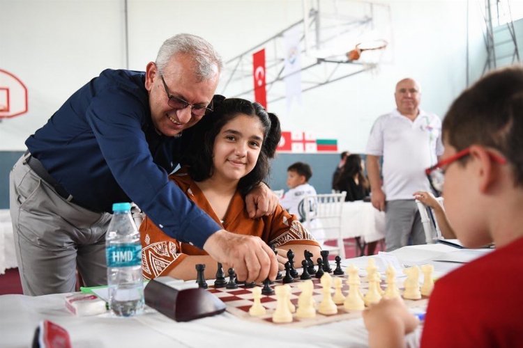 Keşan'da 18. Uluslararası Açık Satranç Turnuvası başladı -