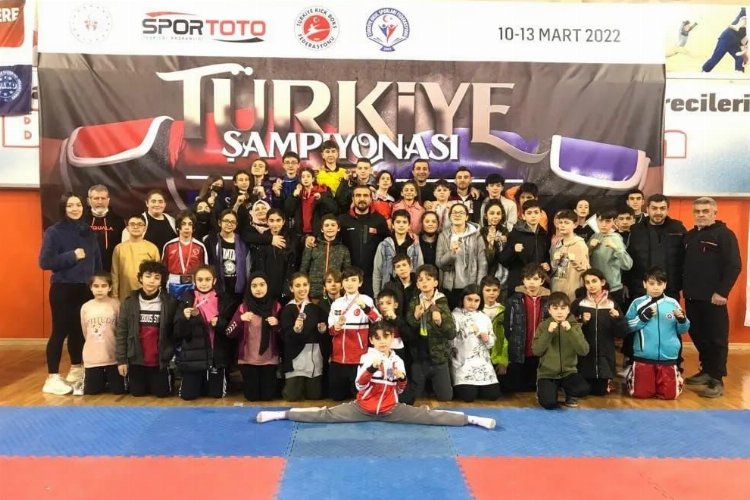 Kickboksta Bursa fırtınası -