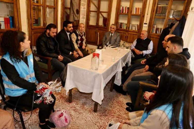 Kilis'te Ak Gençlik'ten, yaşlılara ziyaret -