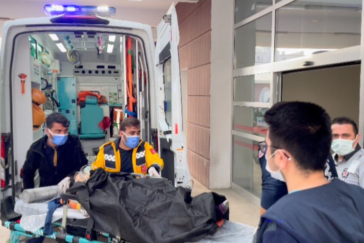 Küçük çocuğa çarpan motosiklet sürücüsü kaçtı -