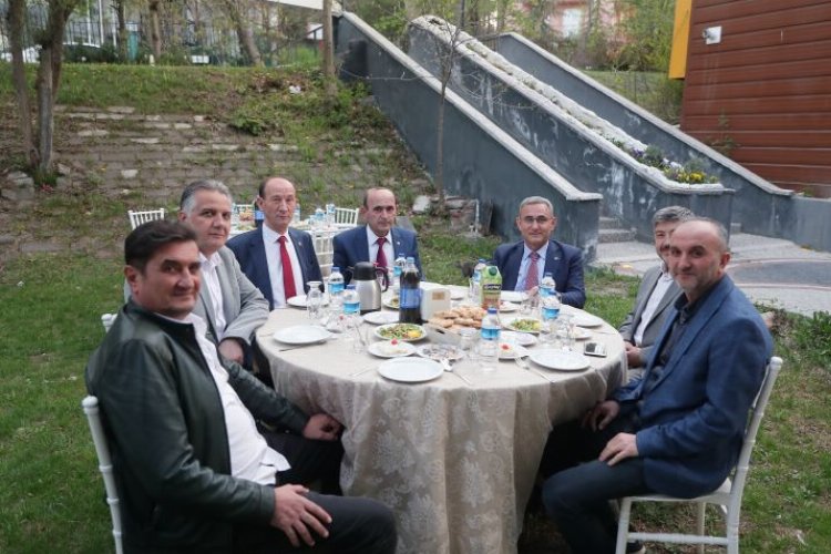 KÜKAB meclis üyeleri iftarda buluştu -