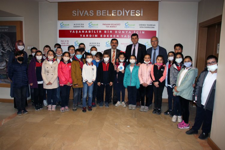 Küçüklerden büyük davranış -