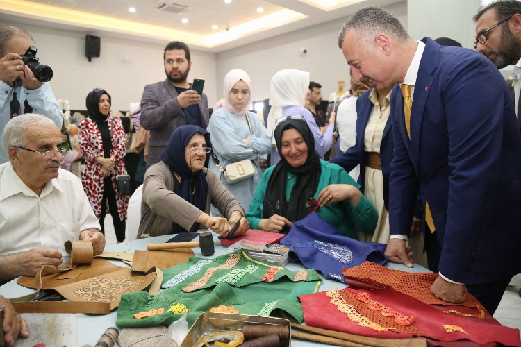 KO-MEK Derince'de el emeklerini sergiledi -