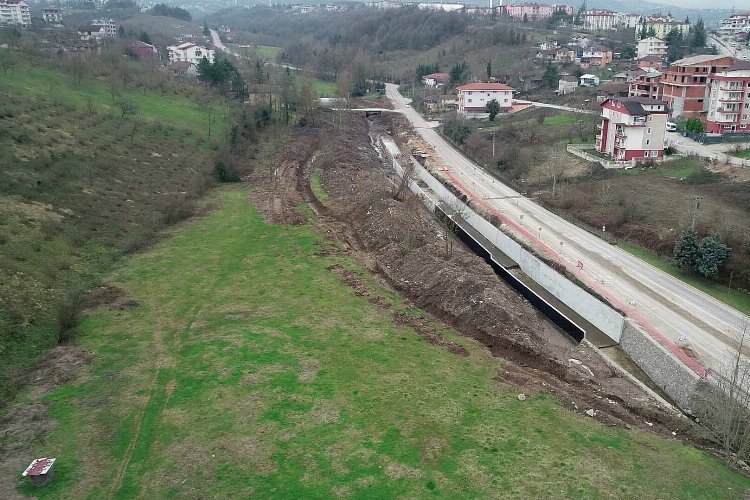 Kocaeli Başiskele Ahmet Yesevi Caddesi dört şeritli hale gelecek -