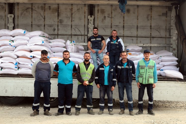 Kocaeli Büyükşehir, çiftçilere tohum dağıtımına başladı -