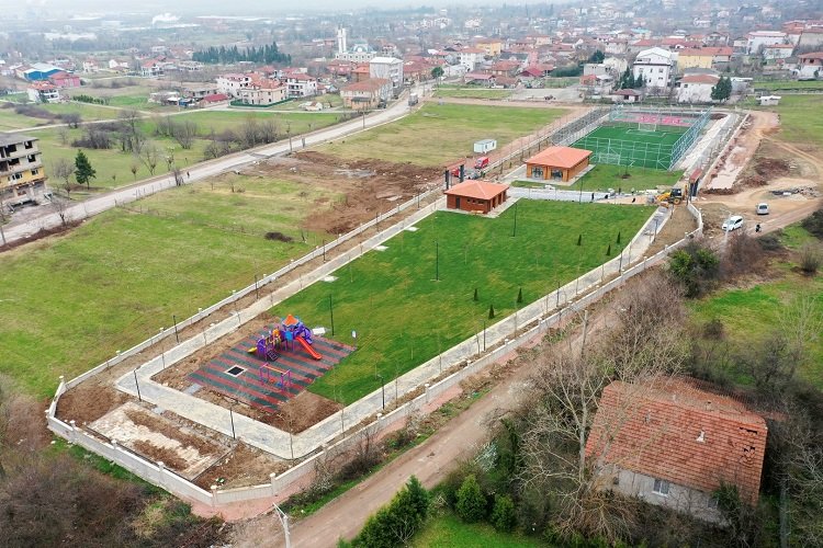 Kocaeli Büyükşehir'den Kartepe'ye park -