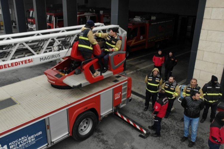 Kocaeli Büyükşehir itfaiyesinden operatör eğitimi -