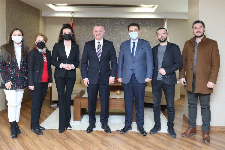 Kocaeli Büyükşehir, STK'larla her fırsatta görüşüyor -