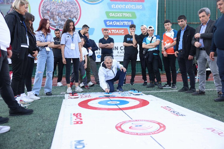 Kocaeli Çayırova spora ve eğlenceye doydu -