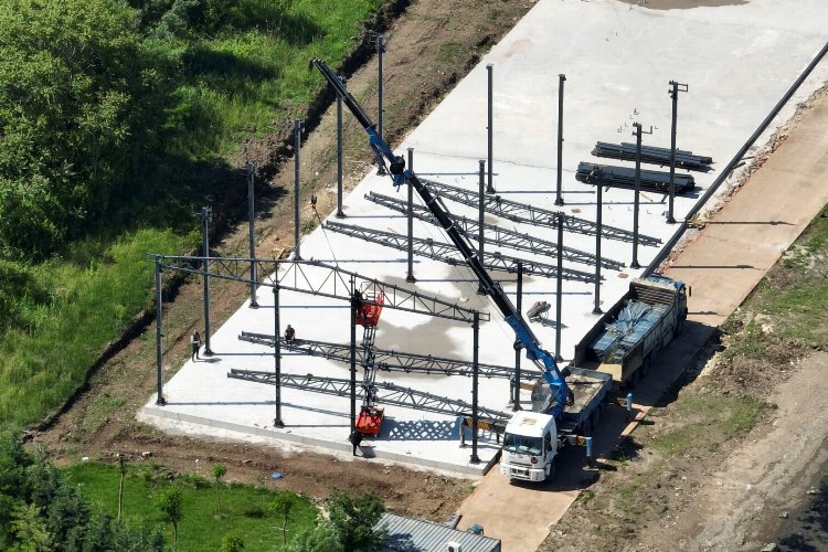 Kocaeli'de Başiskele Su Sporları Merkezine çelik kolon -