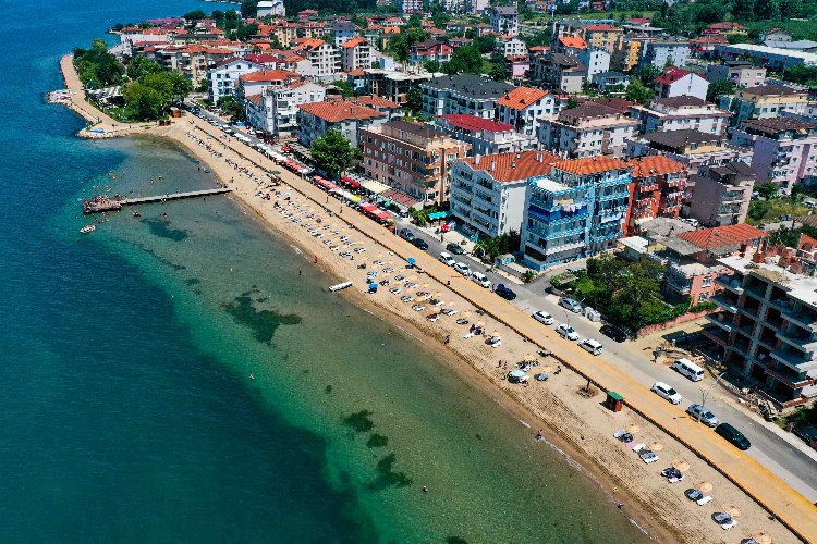 Kocaeli'de bir plaj daha 'Mavi Bayrak' aldı -