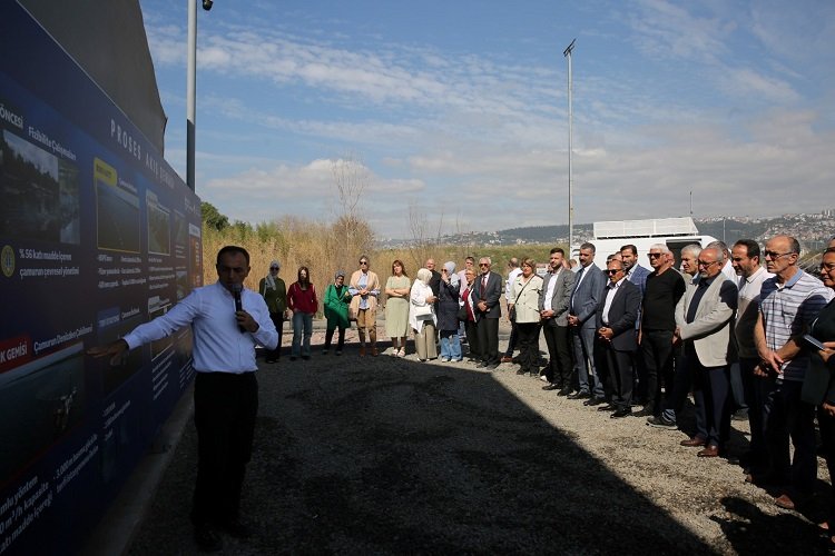 Kocaeli'de dip çamuru temizliği buluşması -