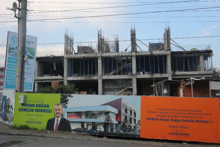 Kocaeli'de gençlik hizmetleri için durmak yok -
