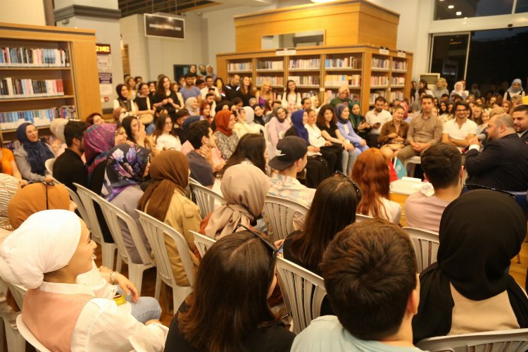 Kocaeli'de gençlere 'altın' öğütler -